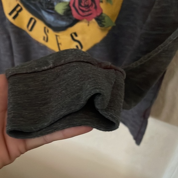 GUNS “N” ROSES - Picture 2 of 7